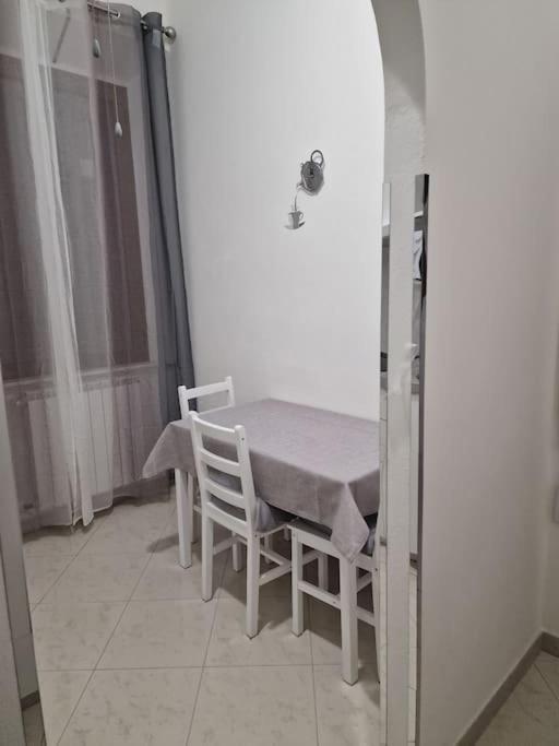 شقة Cinzia'S House Of Mirrors بيزا المظهر الخارجي الصورة